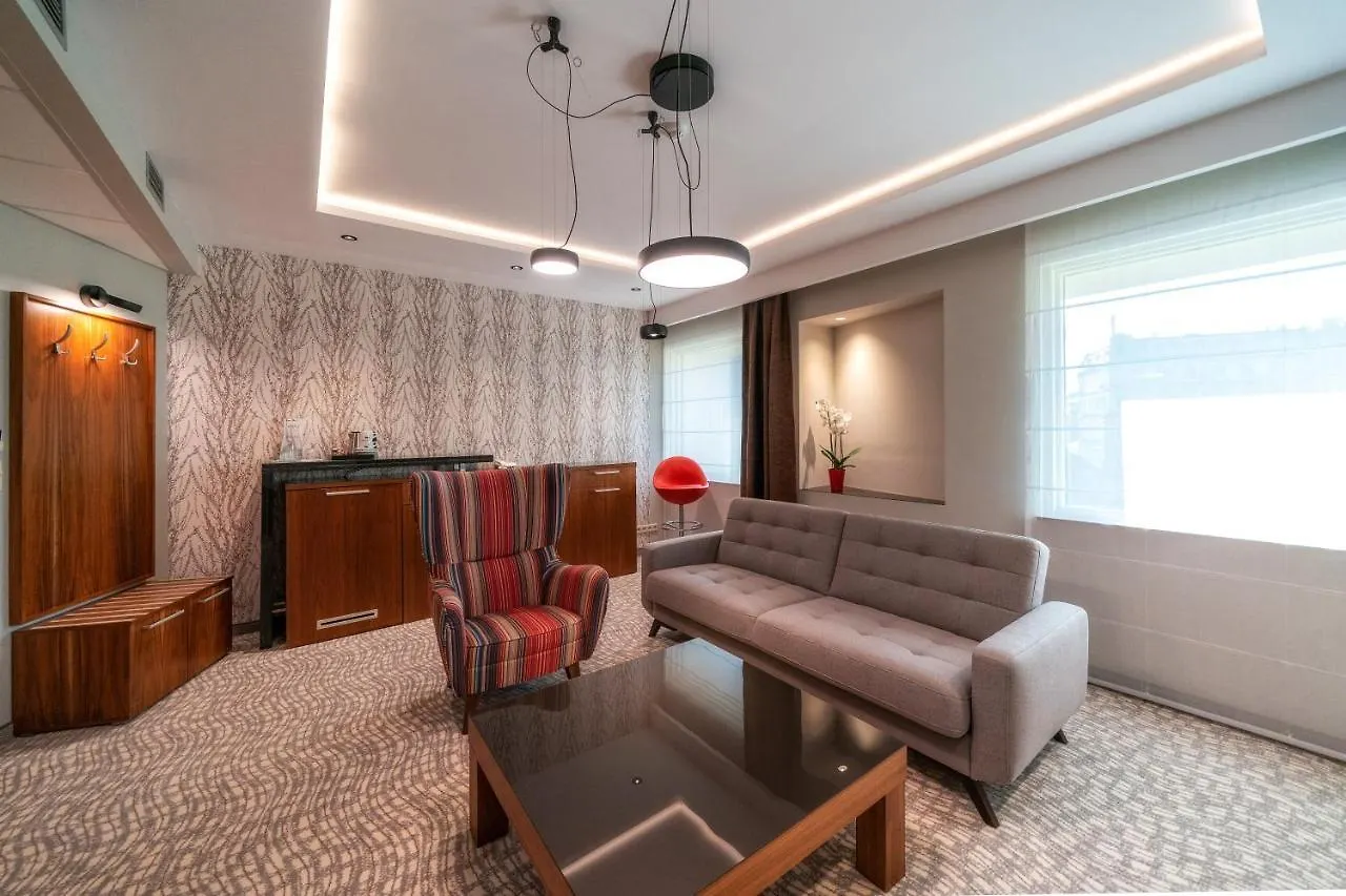 Hotel Hp Park Plaza Vratislav 4*,